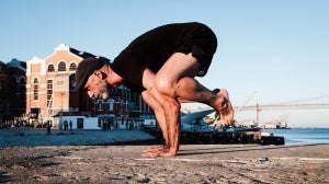 Yoga e desporto: benefícios, papel e exercícios