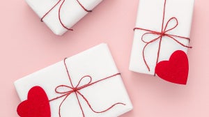 The Best Valentine’s Day Gifts for Her