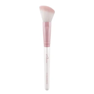 Luvia Cosmetics 213 // Blush Brush