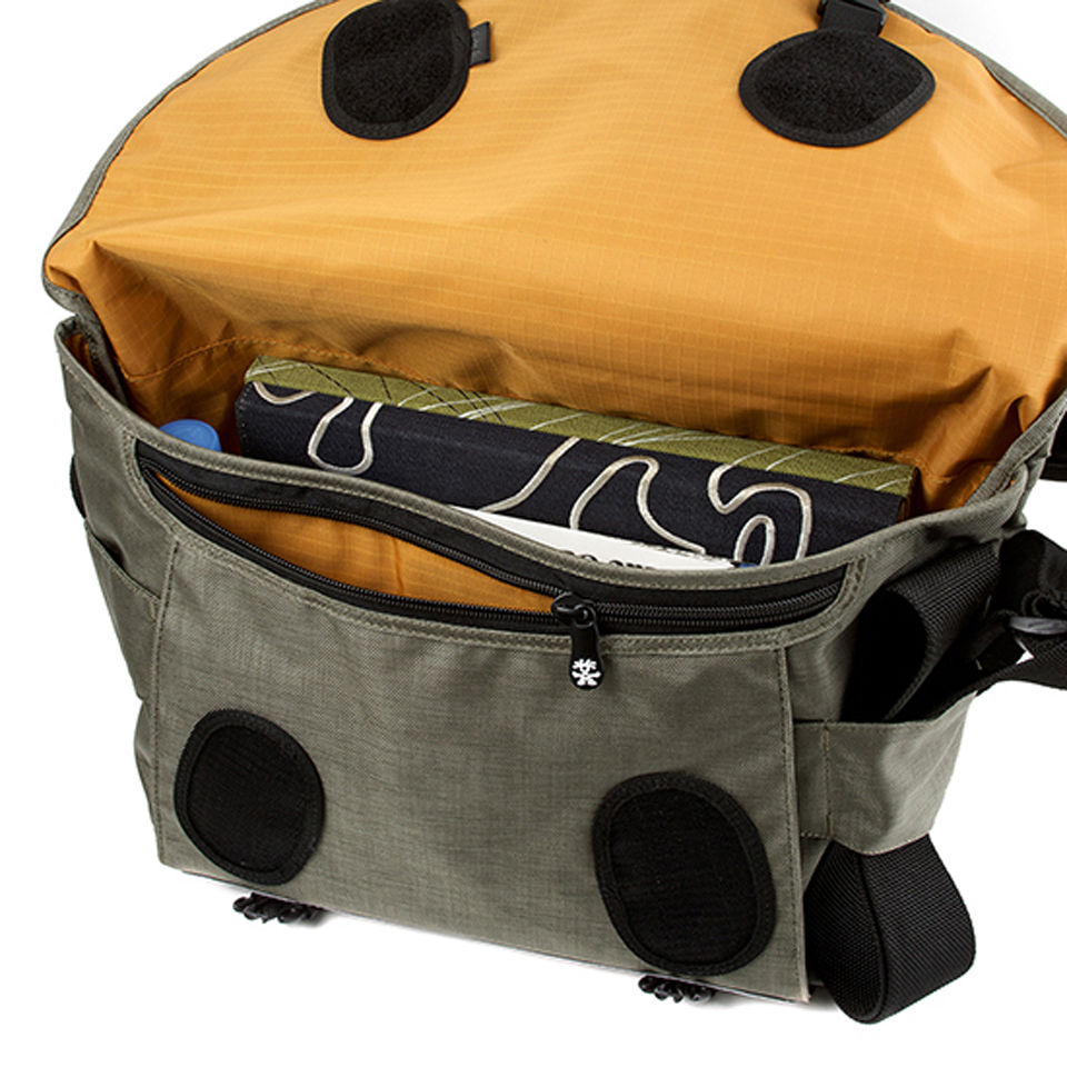Crumpler Dinky Di Messenger Bag - Dusty Khaki/ Orange