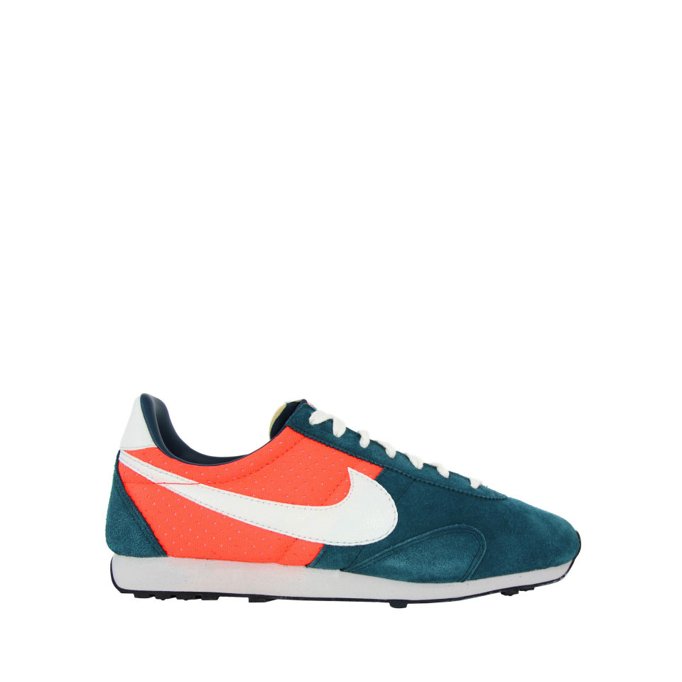 Nike Men s Pre Montreal Racer Total Crimson Trainers Green Orange Coggles
