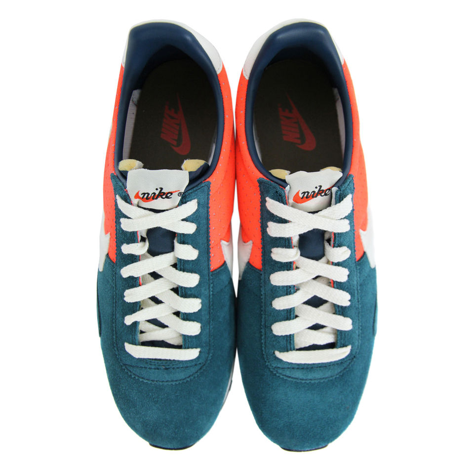 Nike Men s Pre Montreal Racer Total Crimson Trainers Green Orange Coggles