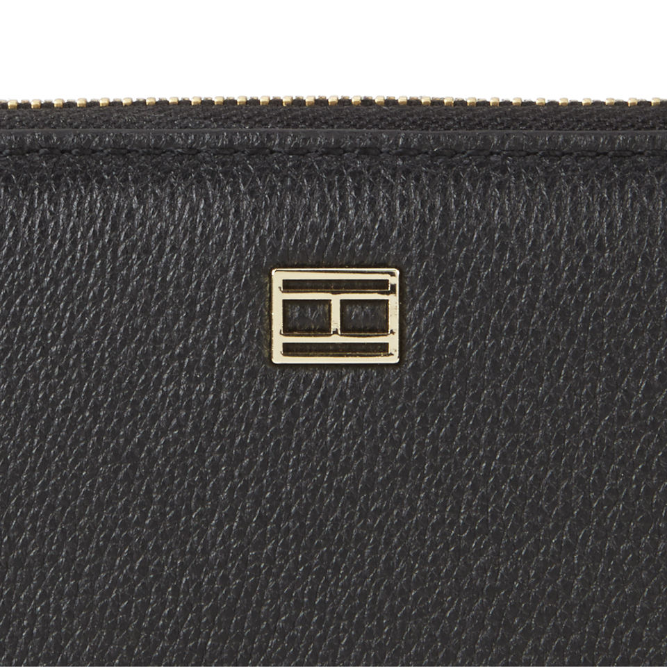 Tommy Hilfiger Women's Clara Large Zip Around Tassel Wallet - Black