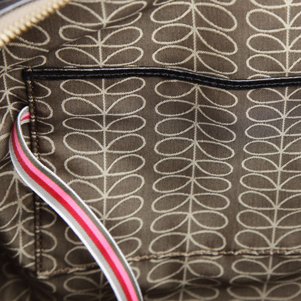 Orla Kiely Women s Sixties Stem Punched Leather Ella Bag Black Coggles