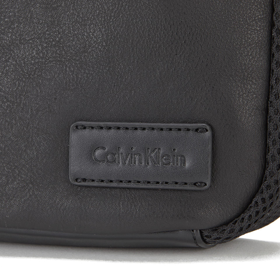 Calvin Klein Men's Jimmy Leather Crossbody Bag - Black