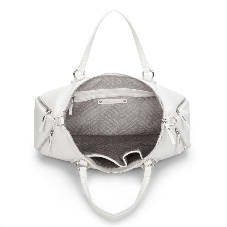 Calvin Klein Izzy Large Duffle - White