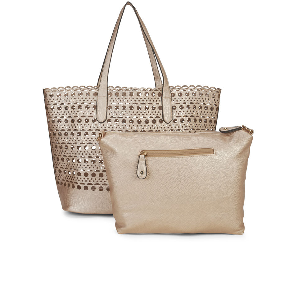 Street level tote bag sales