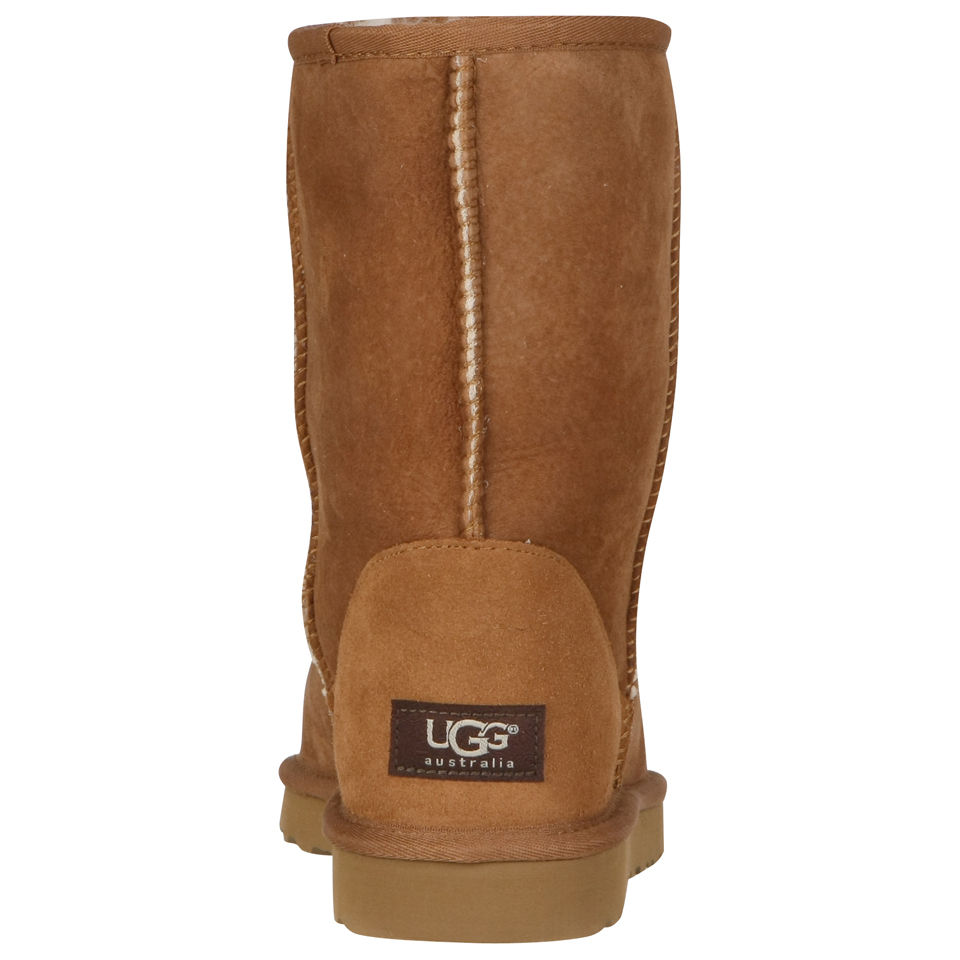 UGG Women's Classic Short Boots - Chestnut