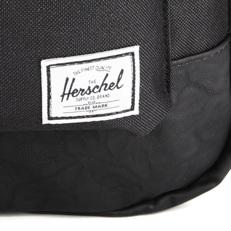 Herschel Supply Co. Men's Classic Heritage Backpack - Black