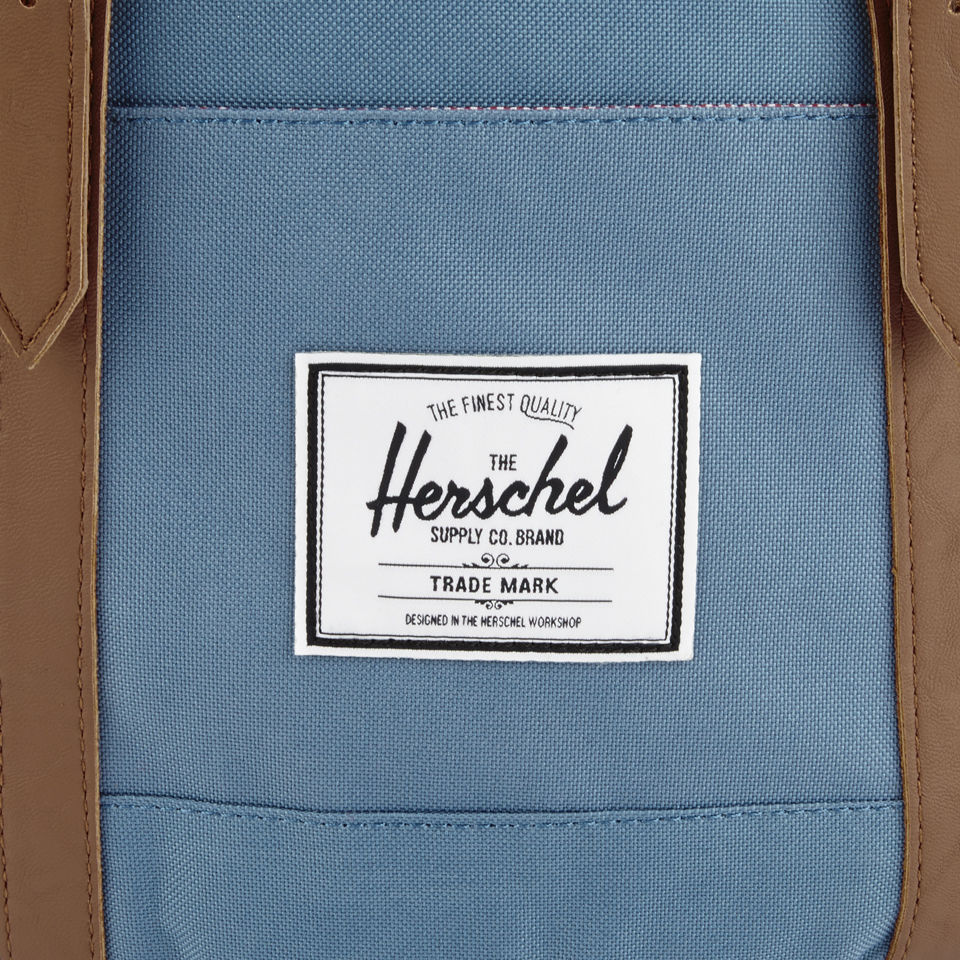 Herschel Supply Co. Men's Classic Retreat Backpack - Cadet Blue