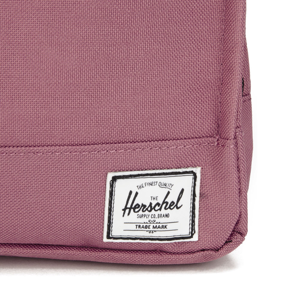 Herschel Supply Co. Women's Classic City Mid Volume Backpack - Dusty Blush/Navy