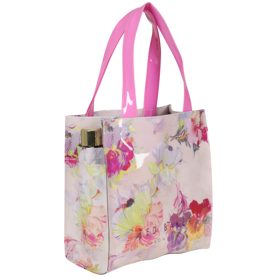 Hiharu ted baker shop