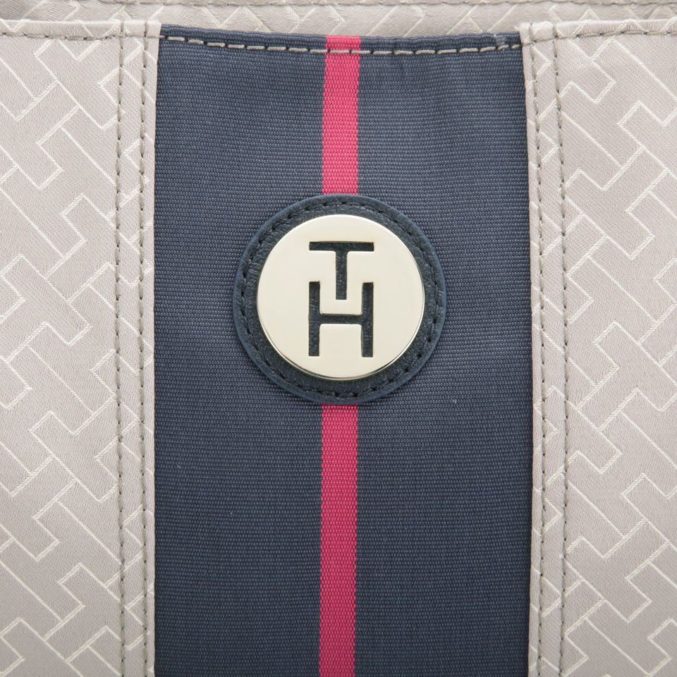 Tommy Hilfiger Women's Merrit Cross Body Bag - Cobblestone