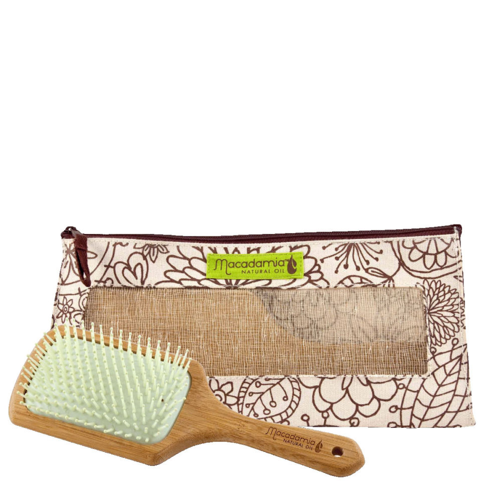 Macadamia Oil Infused Brush in pouch