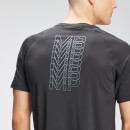 Мъжка спортна тениска с къс ръкав Repeat Graphic на MP - черно - S