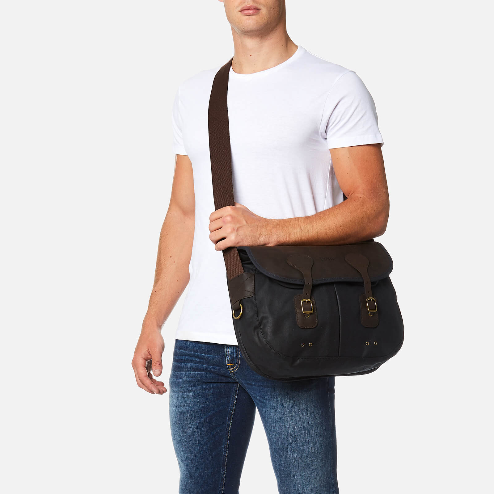 Barbour wax leather tarras bag deals
