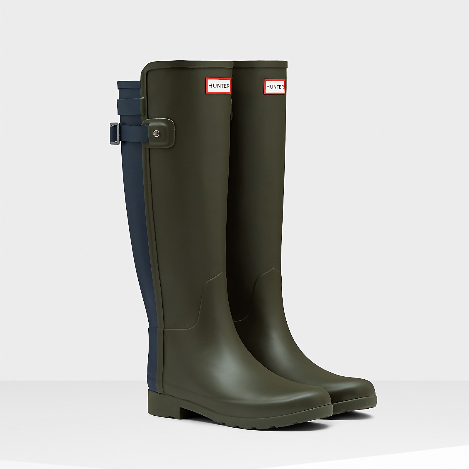 Hunter Women s Original Tall Refined Back Strap Wellies Dark Olive Navy Coggles