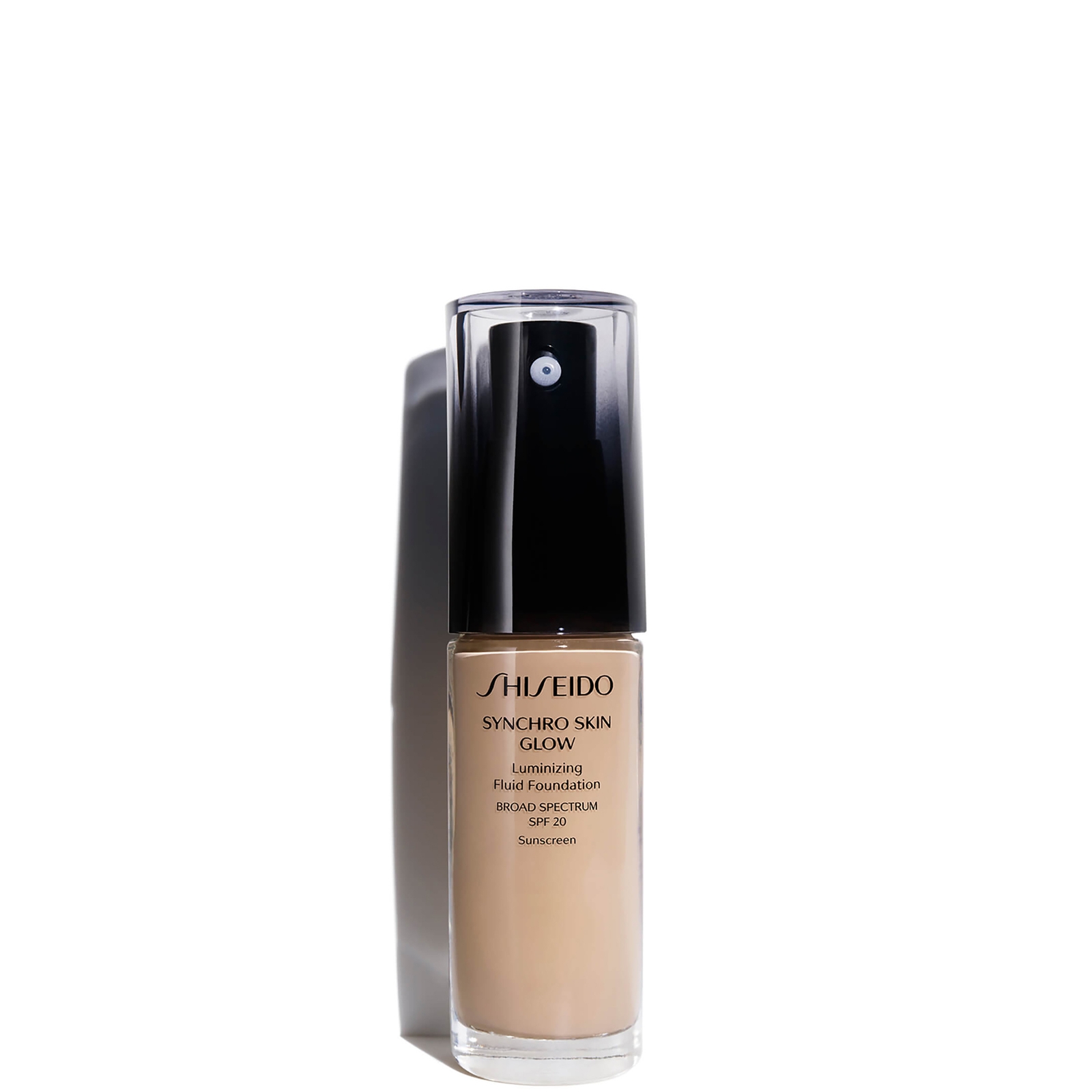 Base de maquillaje iluminadora Synchro Skin Glow de Shiseido 30 ml (Varios tonos)