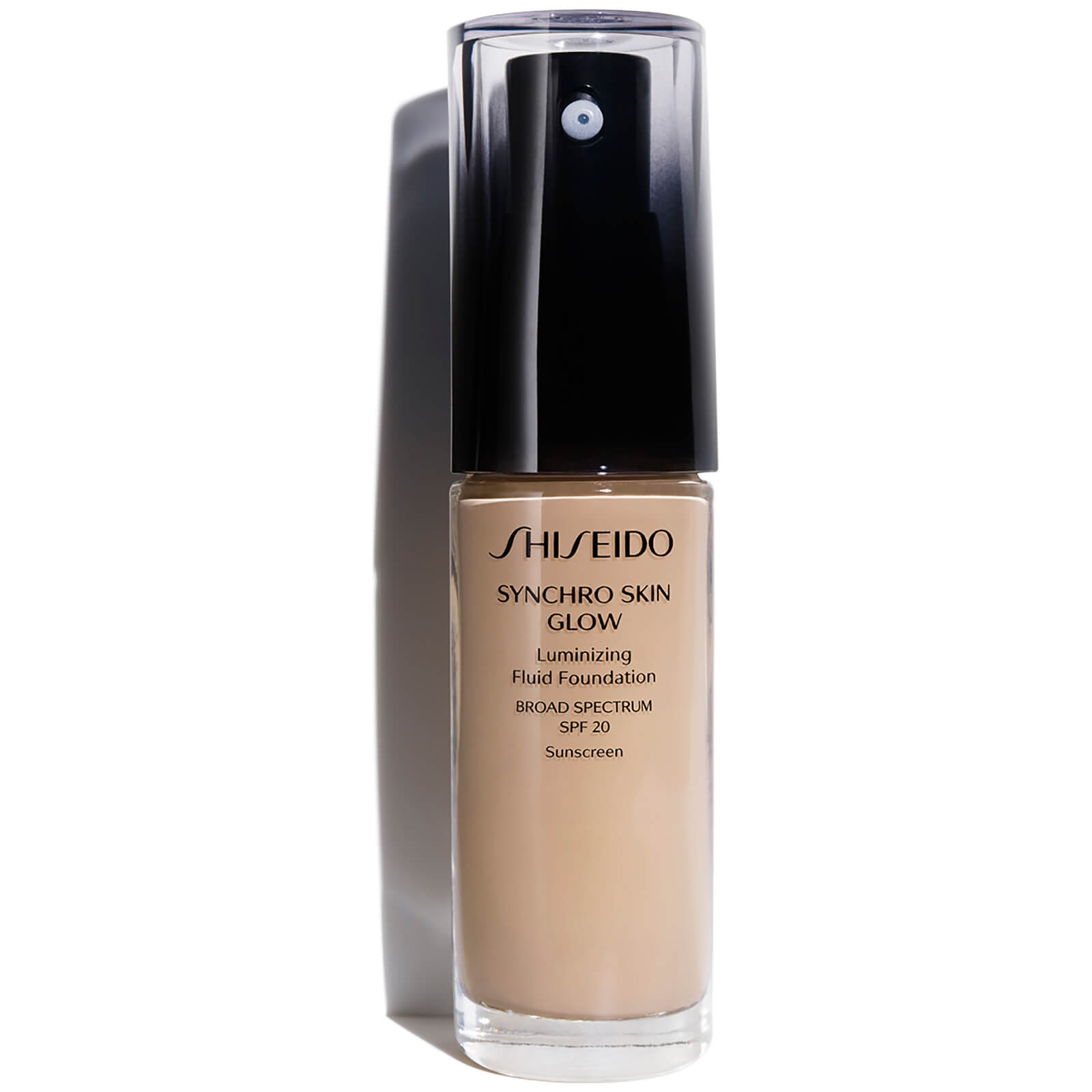 Base de maquillaje iluminadora Synchro Skin Glow de Shiseido 30 ml (Varios tonos)