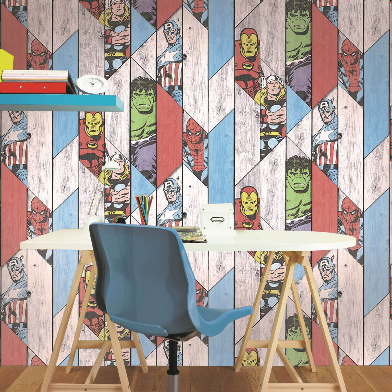 Pvc Panel Marvel Marvel Wood Panel Wallpaper | Zavvi UK
