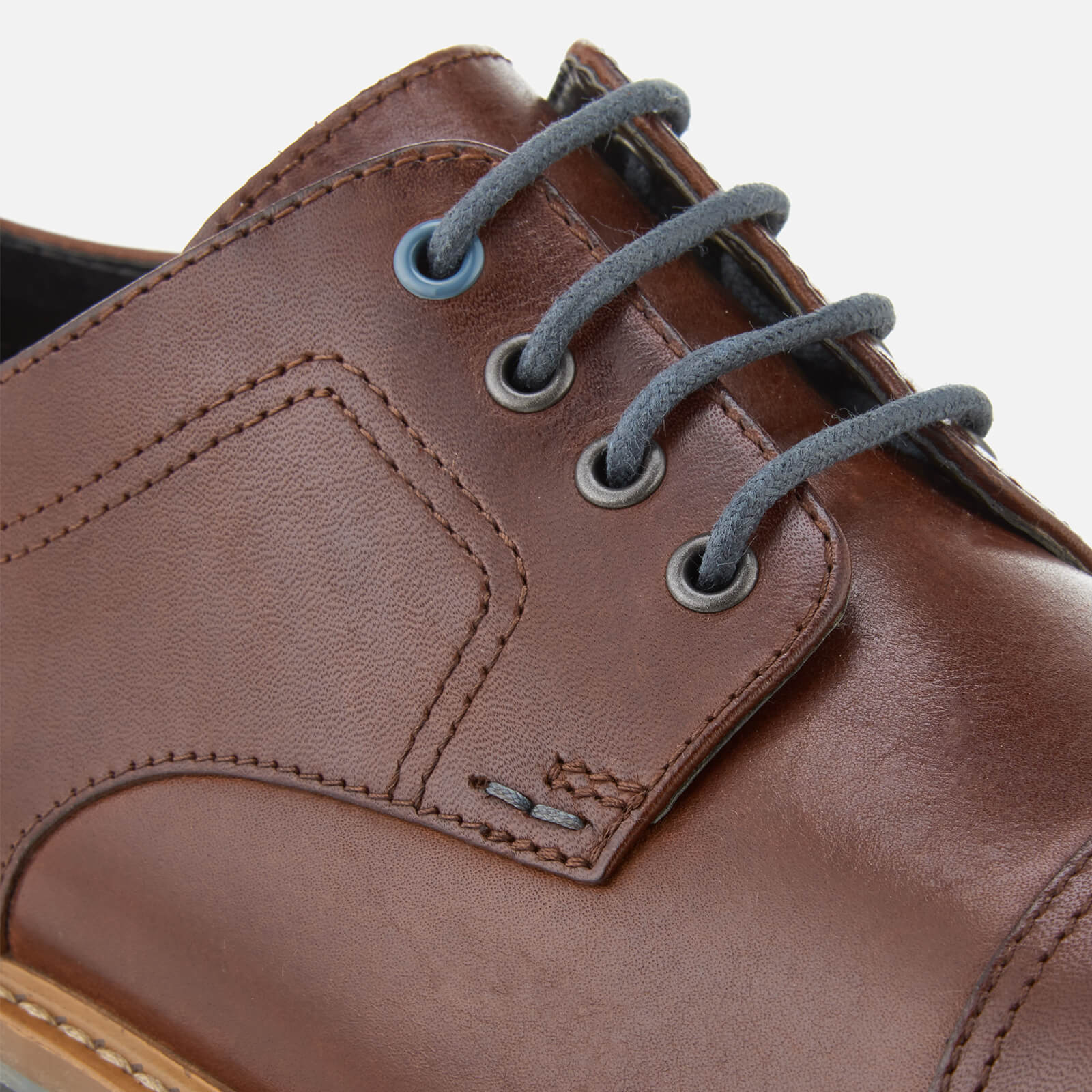 Clarks store pitney cap
