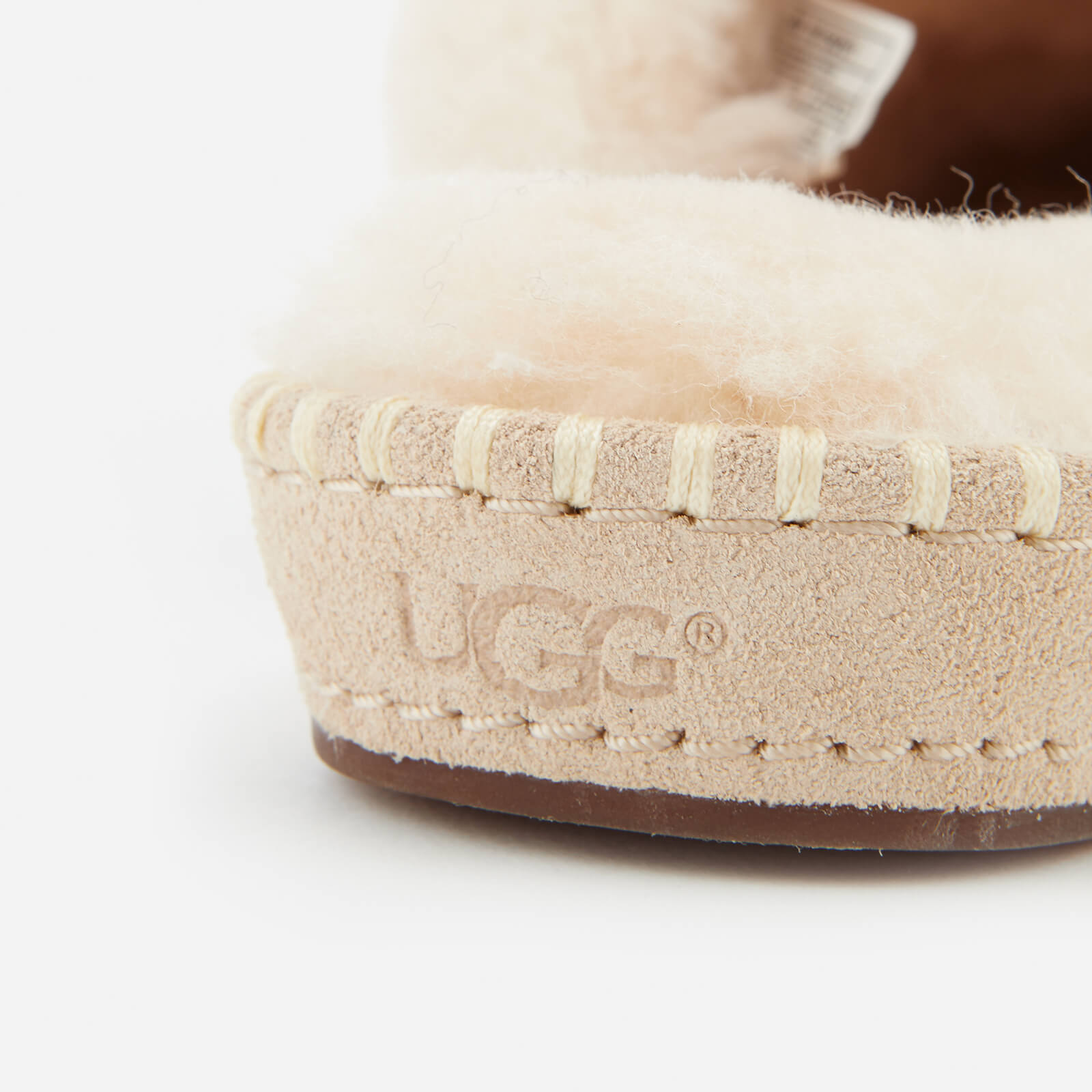 Ugg women's aira 2025 slip on slipper