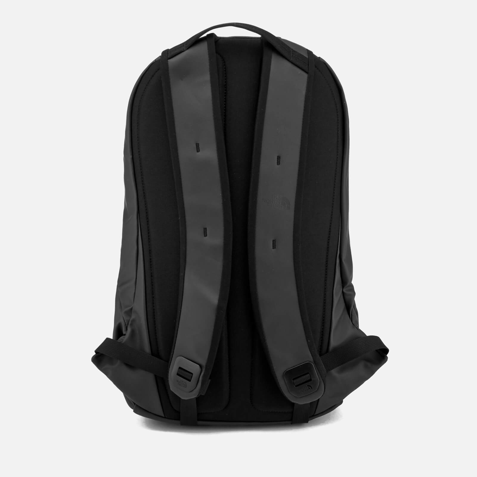 The North Face Men s BTTFB Backpack TNF Black Coggles