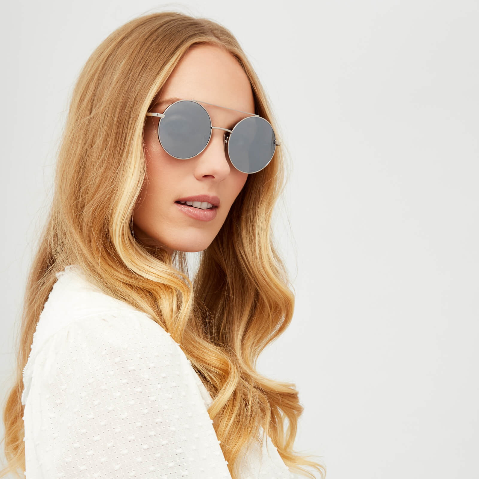 Mcq alexander mcqueen sunglasses 2025