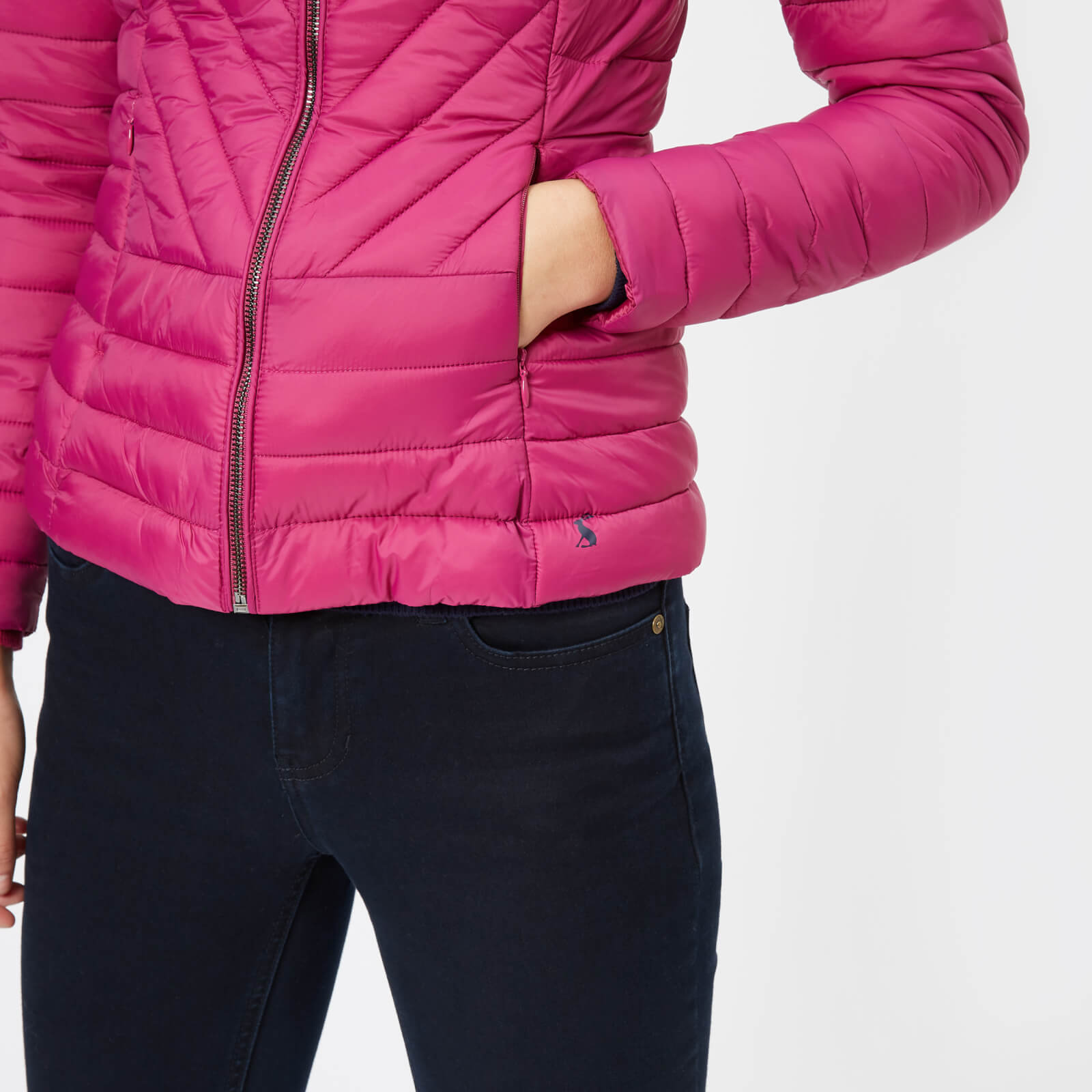 Joules Women s Elodie Chevron Quilted Jacket Deep Fuchsia Coggles