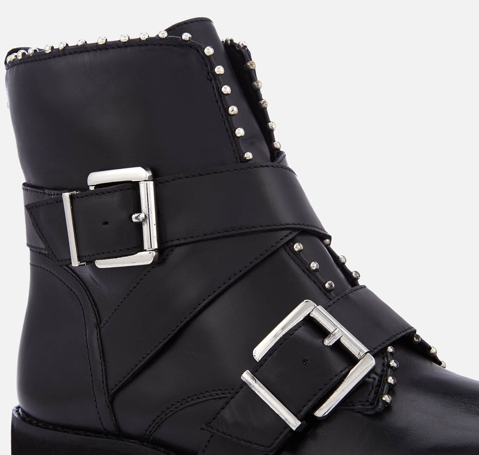 Hoofy steve madden store