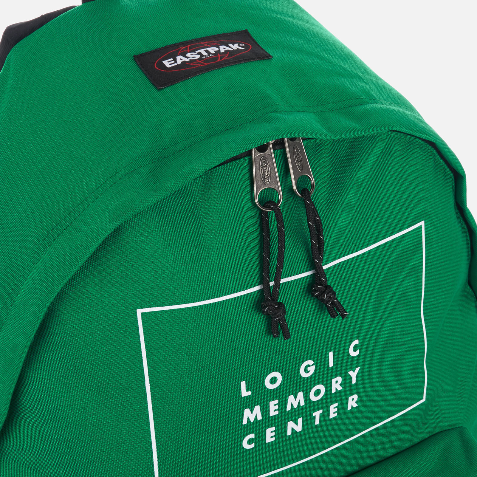 Eastpak undercover green top