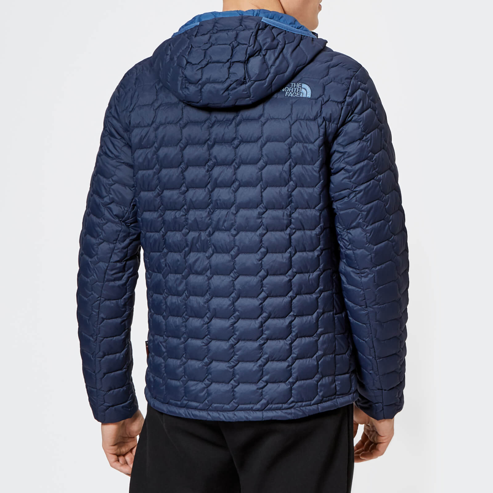 Medium north face thermoball mens top