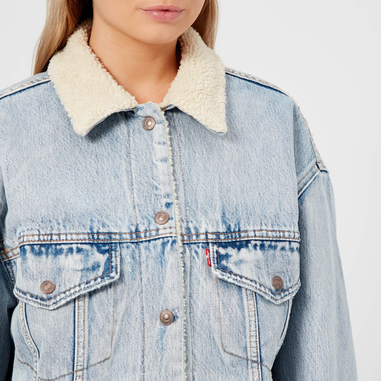 Levi s Women s Oversized Sherpa Trucker Jacket Killing Me Softly XS Coggles