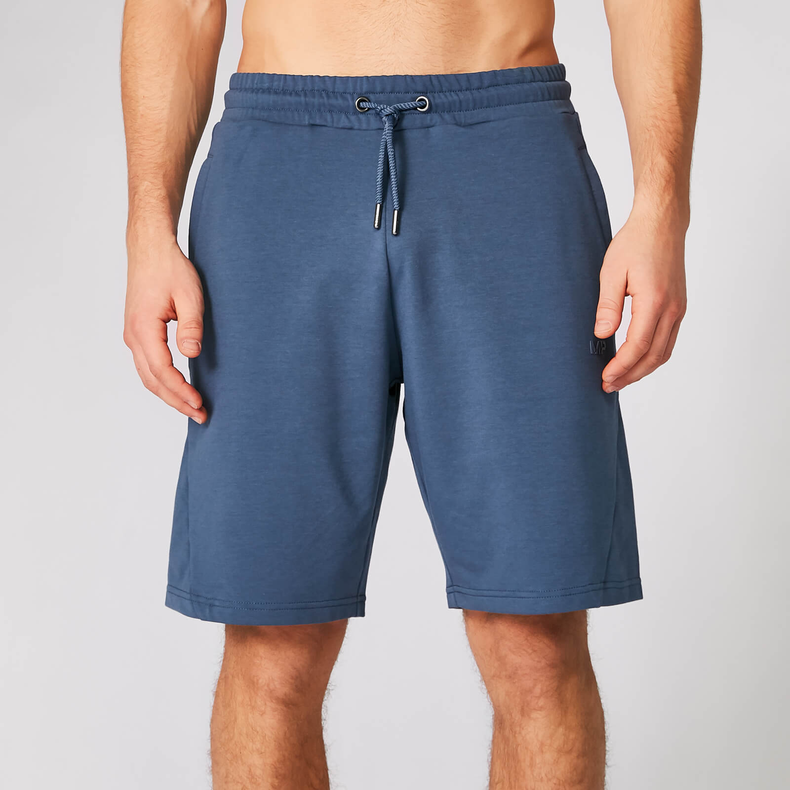 Form 挺拔系列 男士修身運動短褲 - 深藍色 - XS