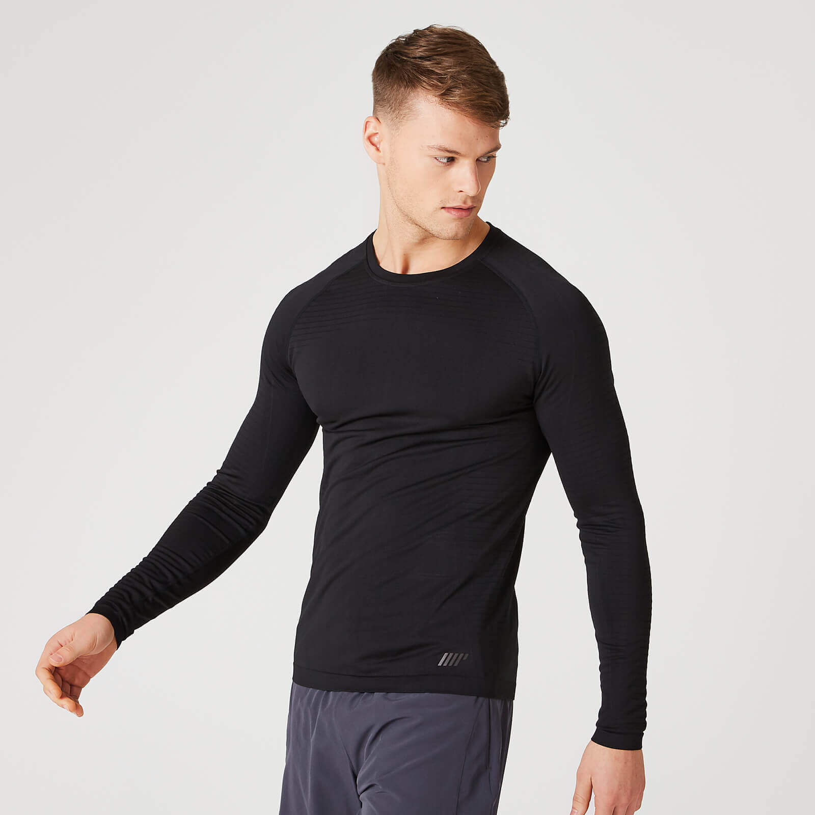 Elite Seamless Long-Sleeve T-Shirt – Black - XS