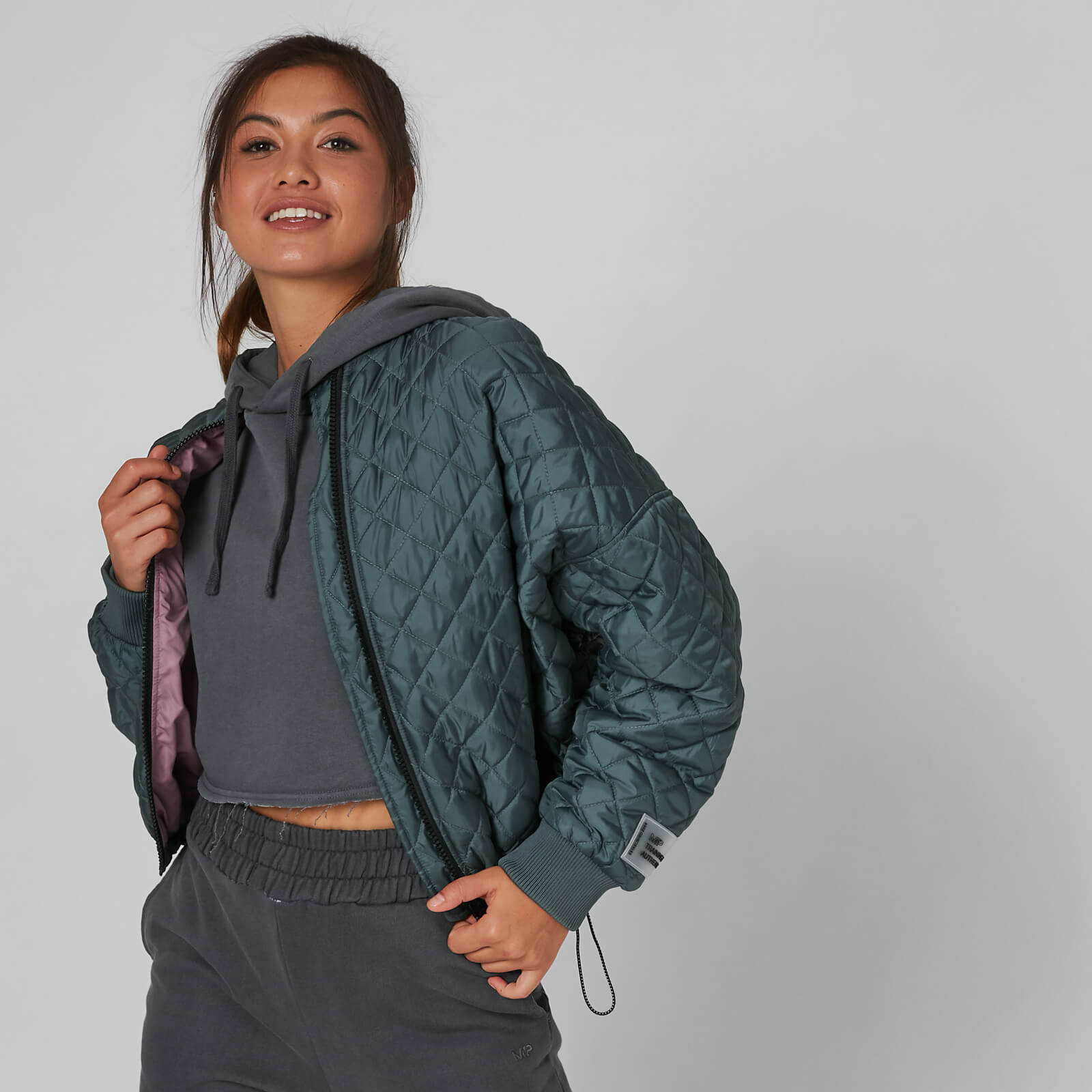 Купете Women's Oversized Quilted Bomber Jacket Grey MYPROTEIN™