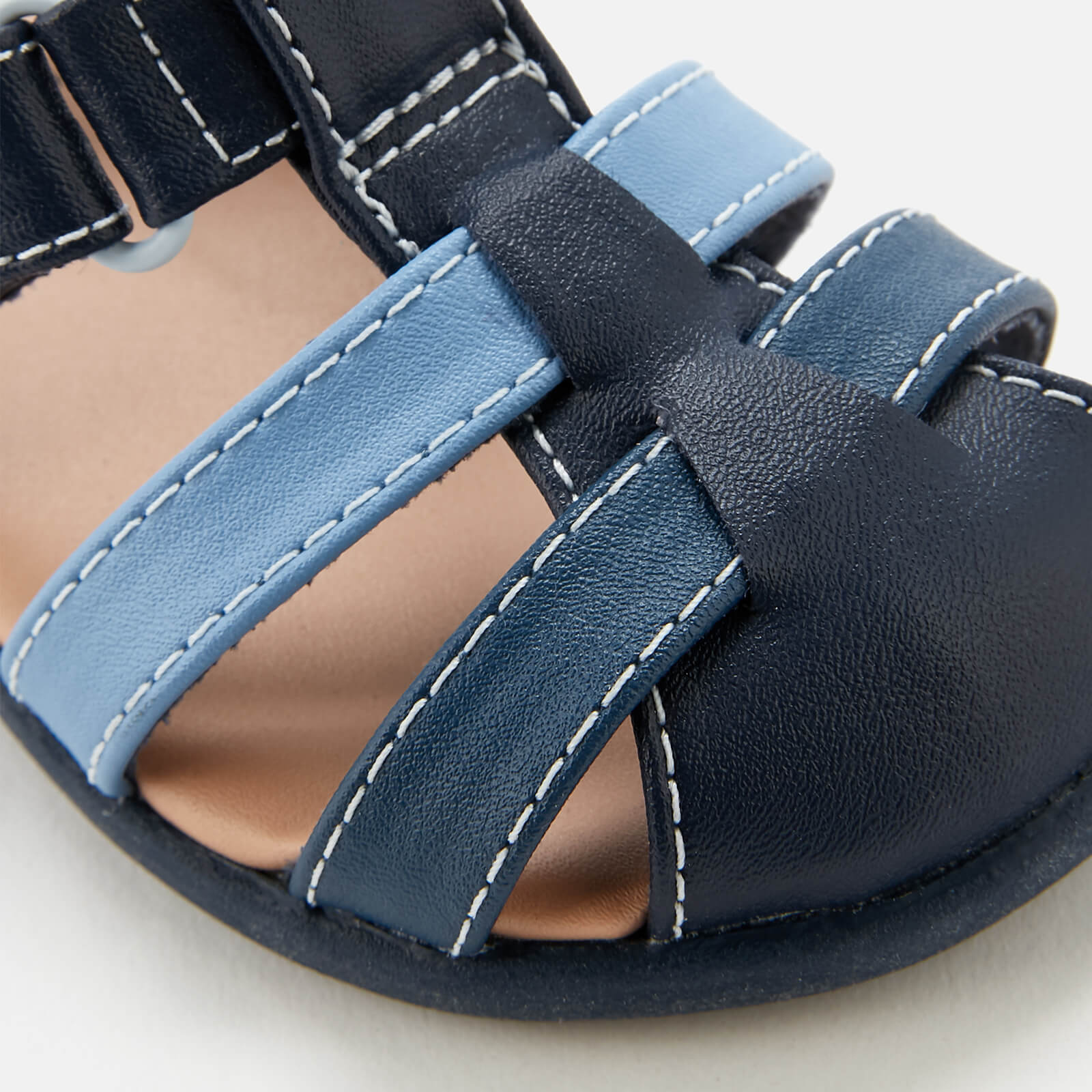 Ugg kolding sandal store