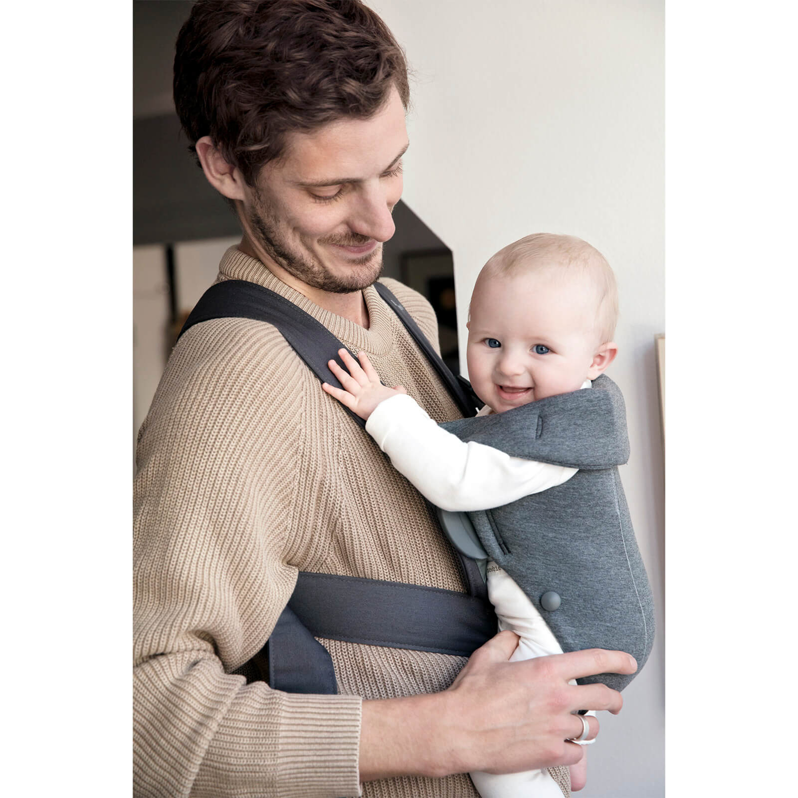 Baby bjorn mini carrier dark grey new arrivals