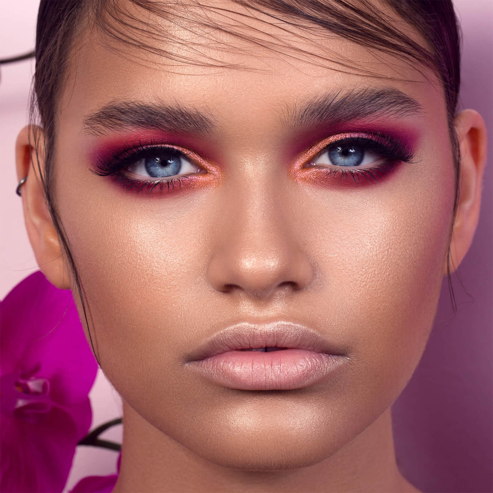 Dark cranberry eyeshadow 2025