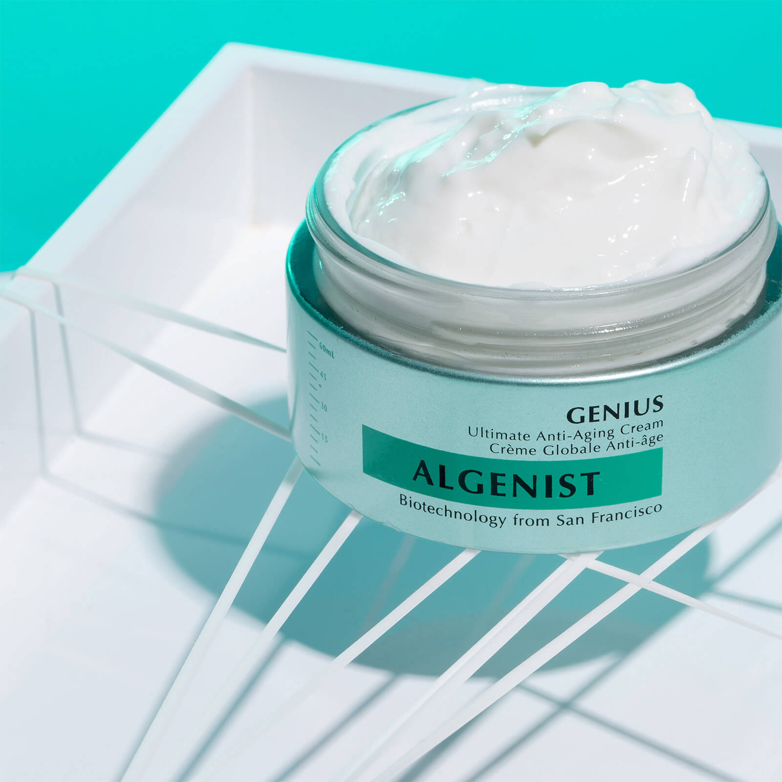 ALGENIST★ジーニアス アンチエイジング クリーム /60 mL Amazon.com: Algenist GENIUS Ultimate Anti-Aging Face Cream