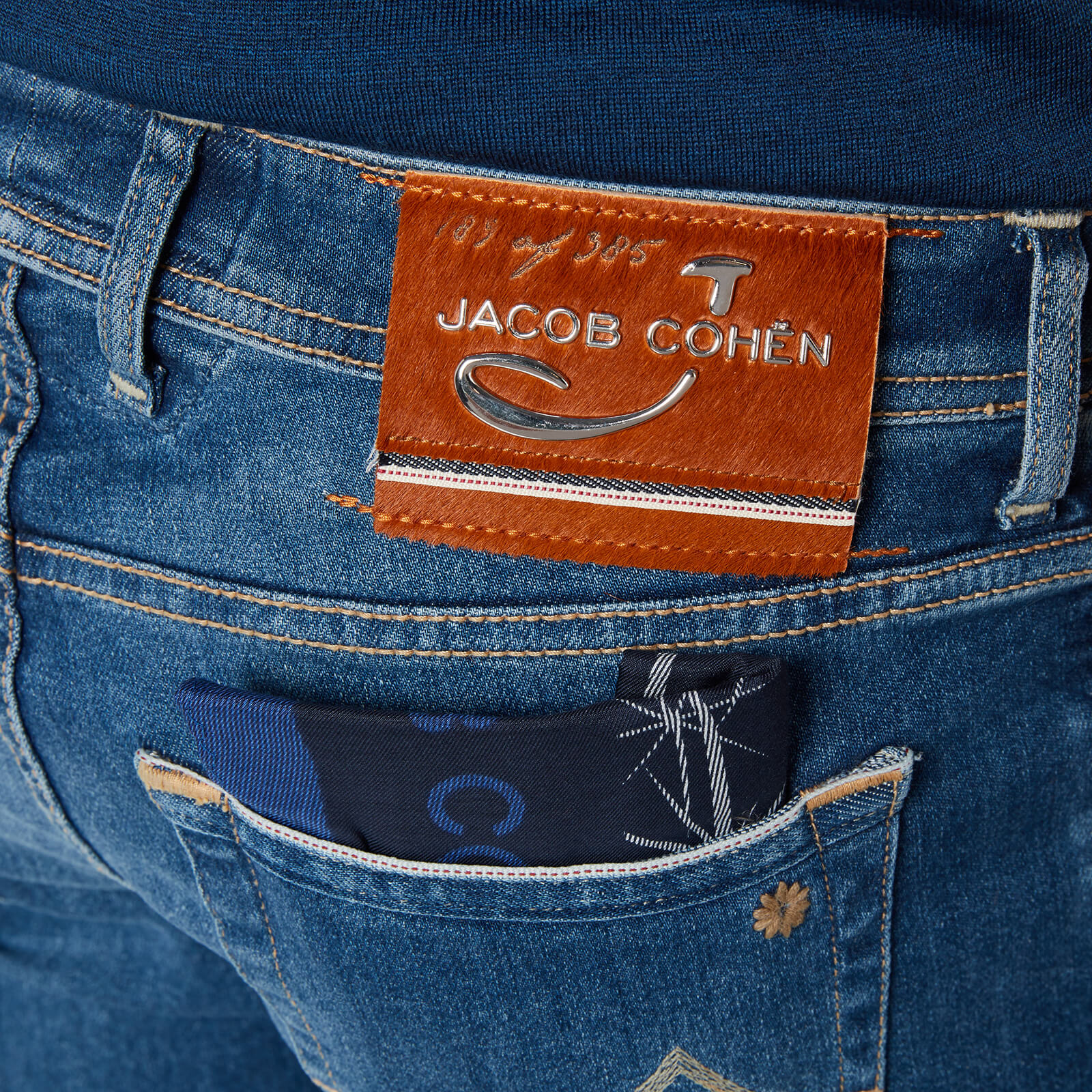 Jacob Cohen Men's J622 Brown Badge Limited Edition Jeans - Blue - W32 |  Coggles