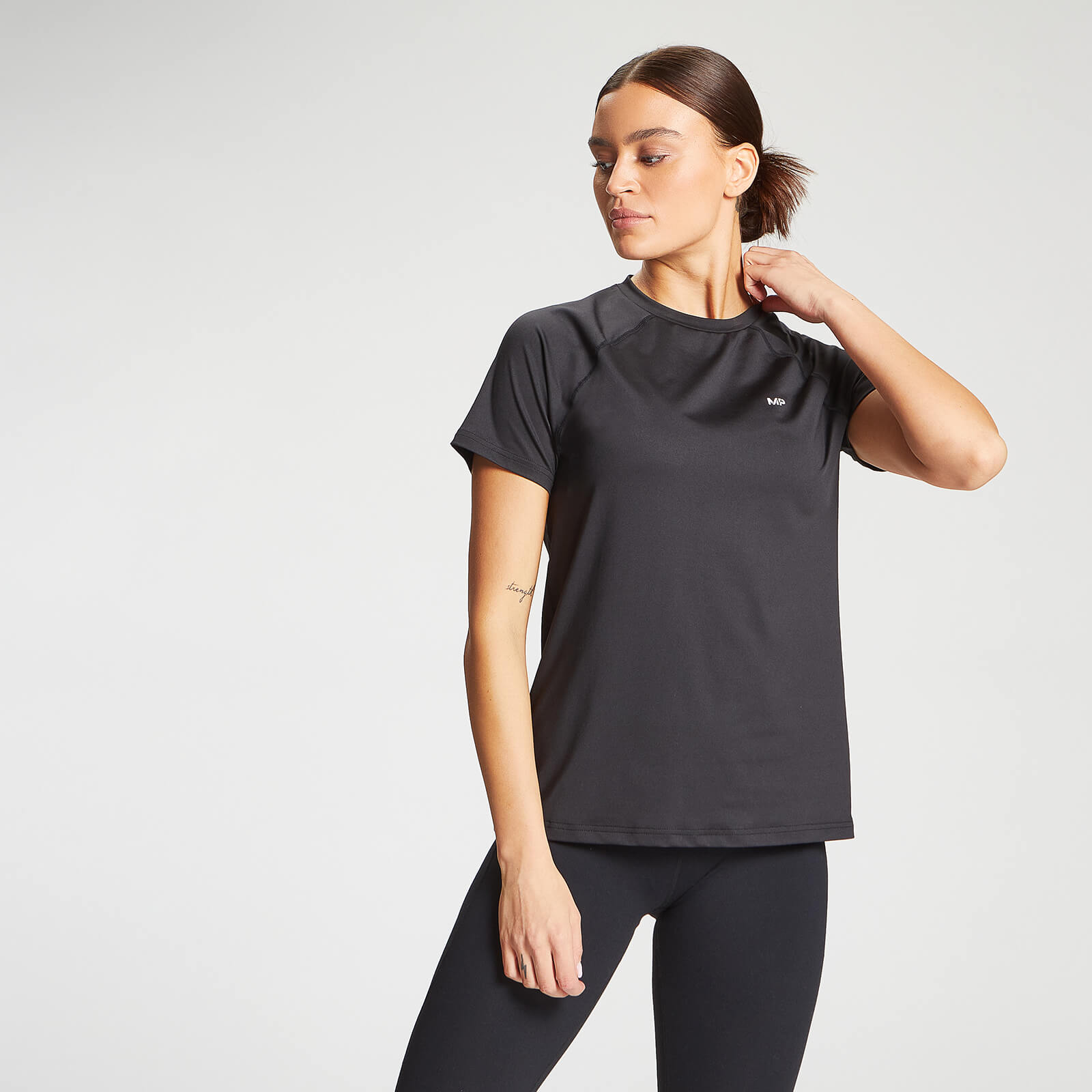 Essentials Training 基礎訓練系列 女士合身短袖上衣 - 黑色 - XXS