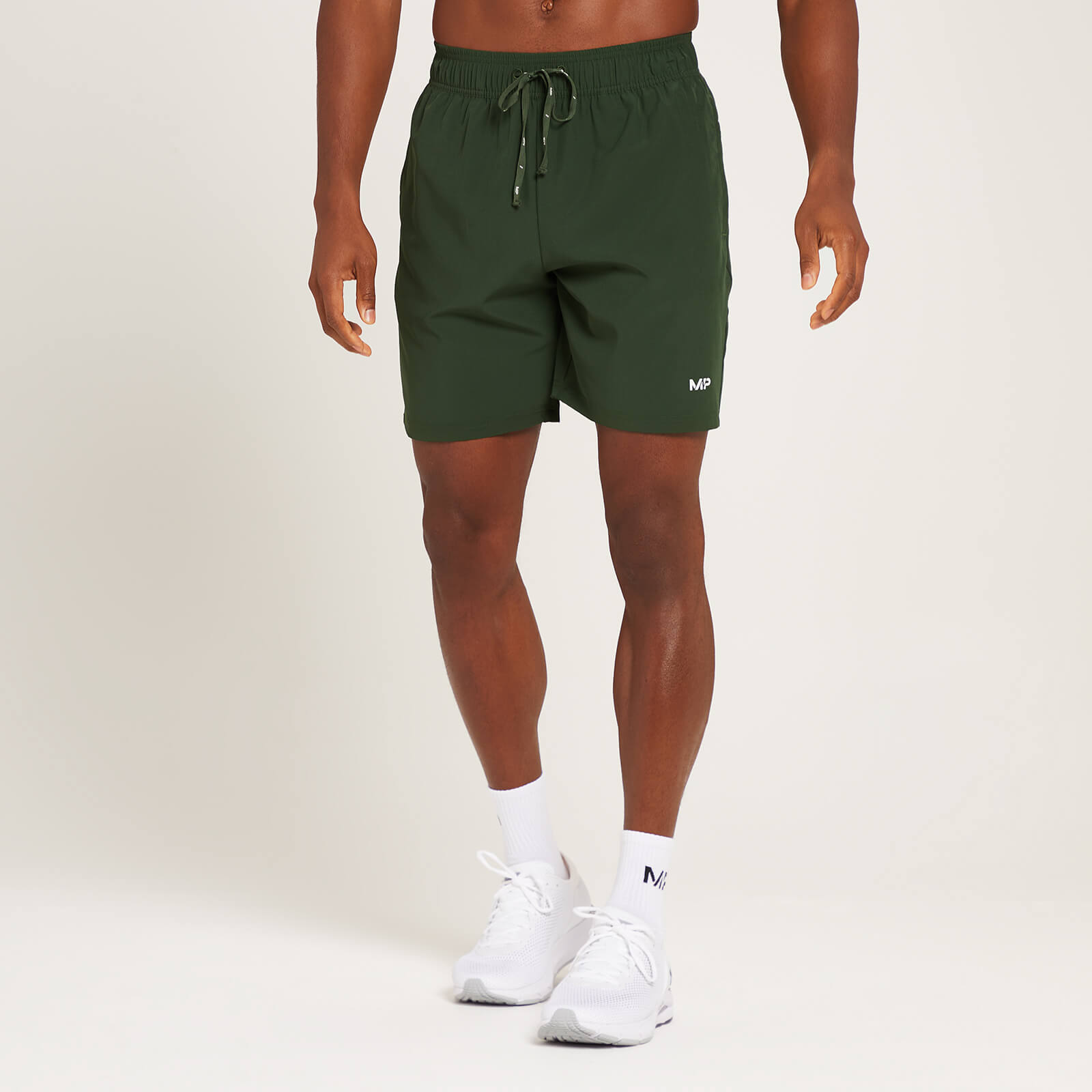 MP Training 樸質系列 線性圖樣男士運動短褲 - 深綠色