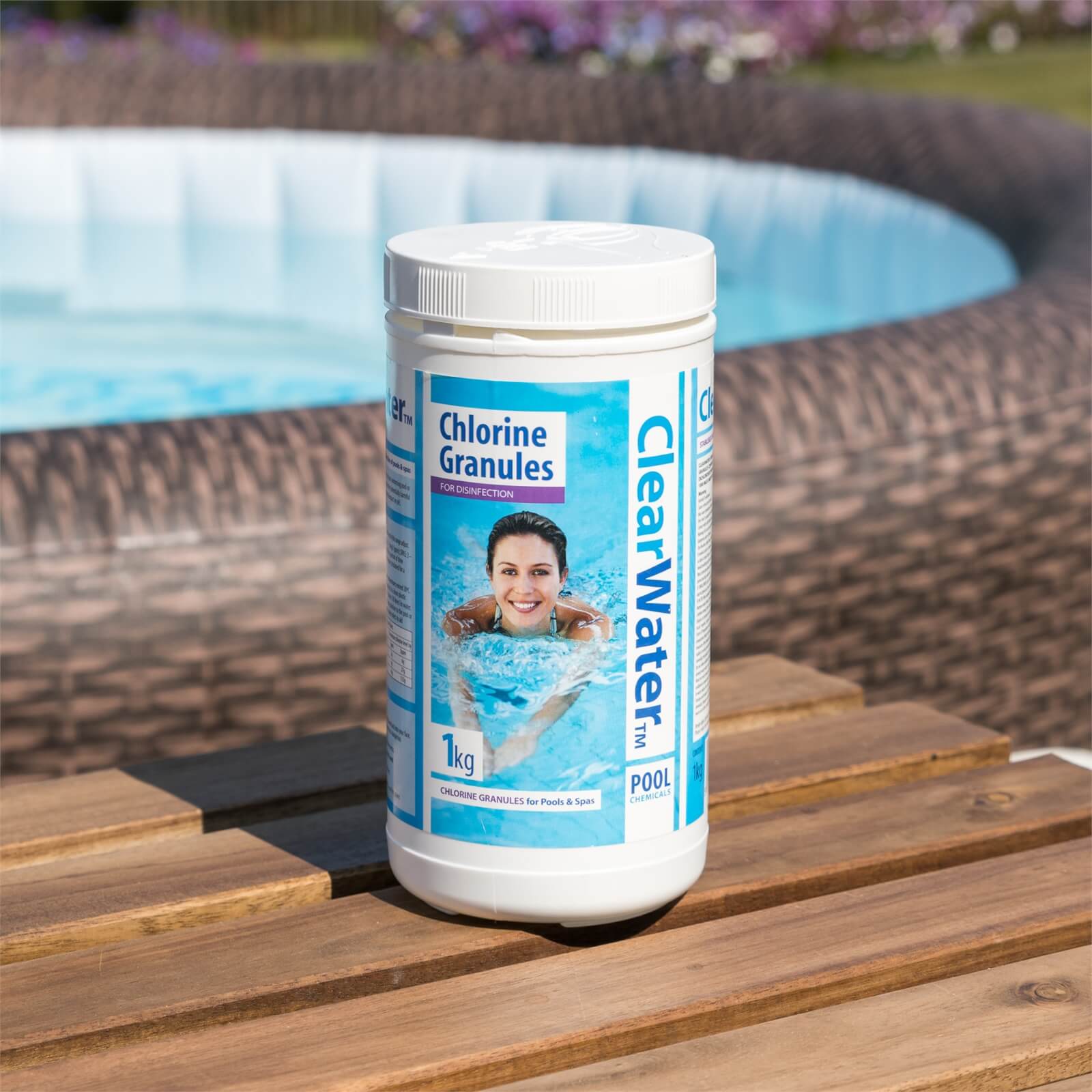 ClearWater Chlorine Granules - 1kg for Hot Tubs and Pools