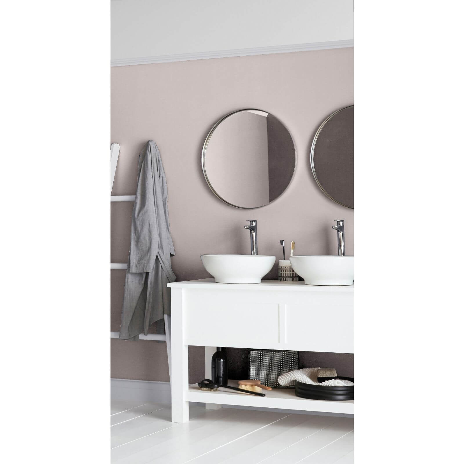 Crown Breatheasy Bathroom - Linen Cupboard - Mid Sheen Paint - 2.5L