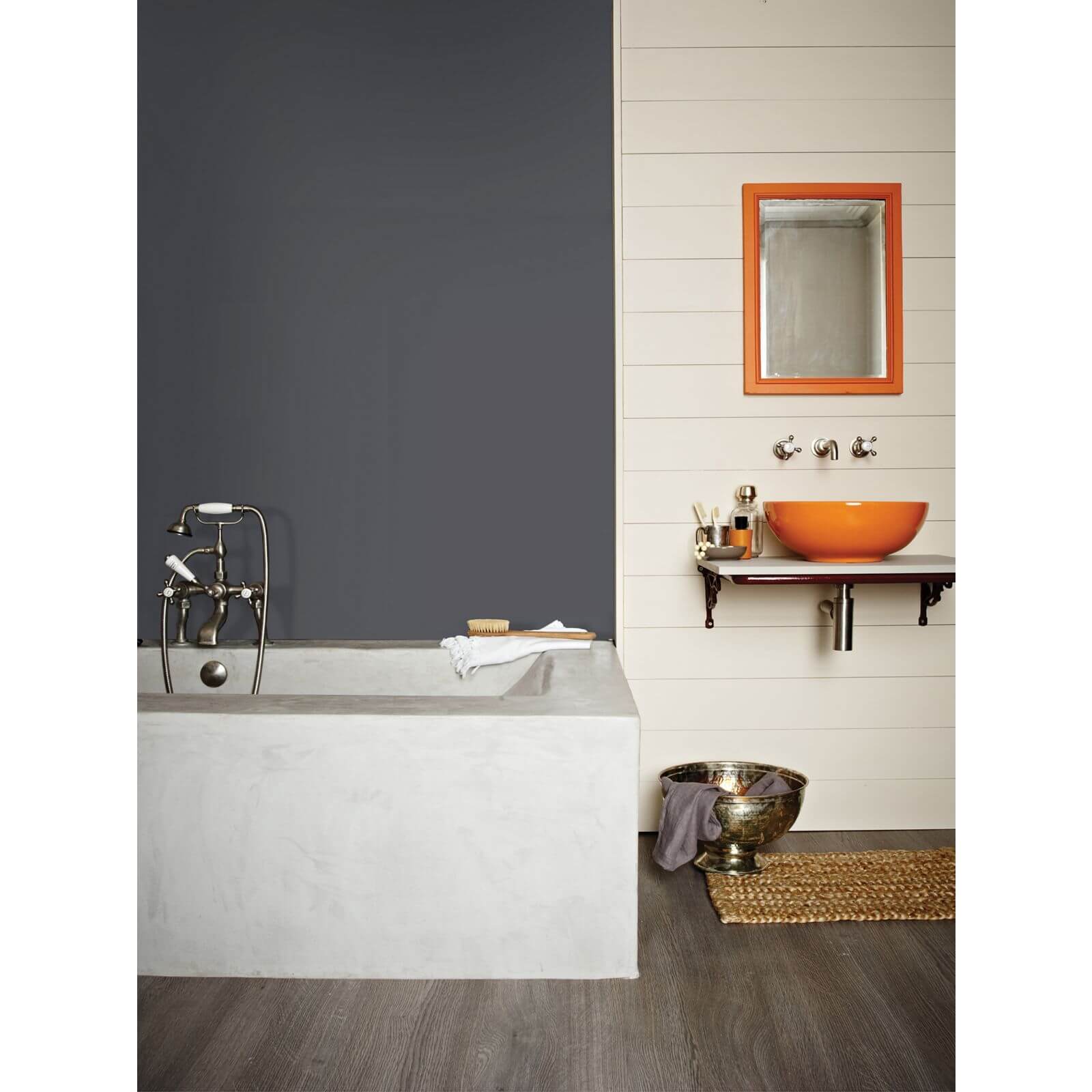 Crown Breatheasy Bathroom Mid Sheen Paint Tin Bath - Tester 40ml