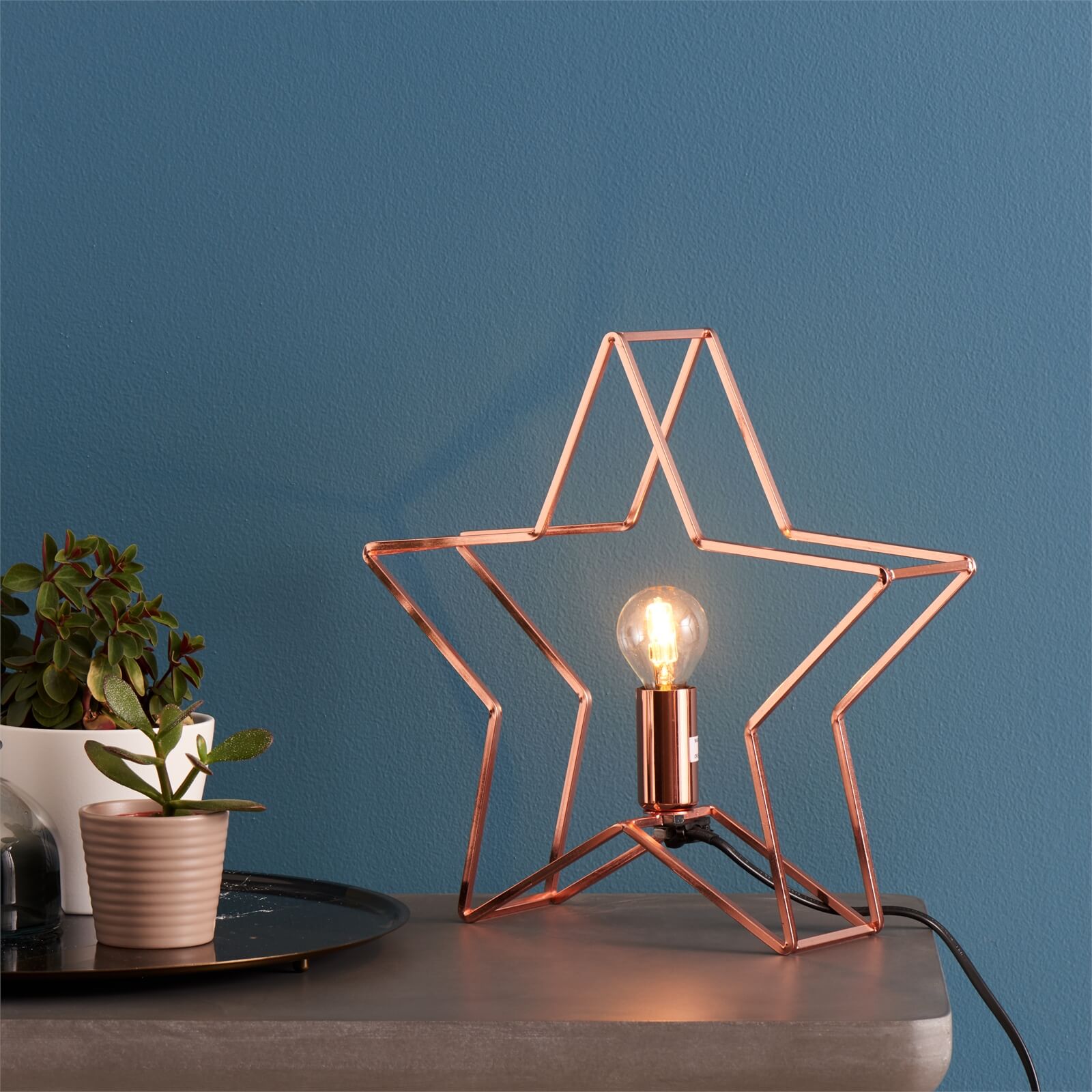 Etoile Metal Table Lamp - Copper