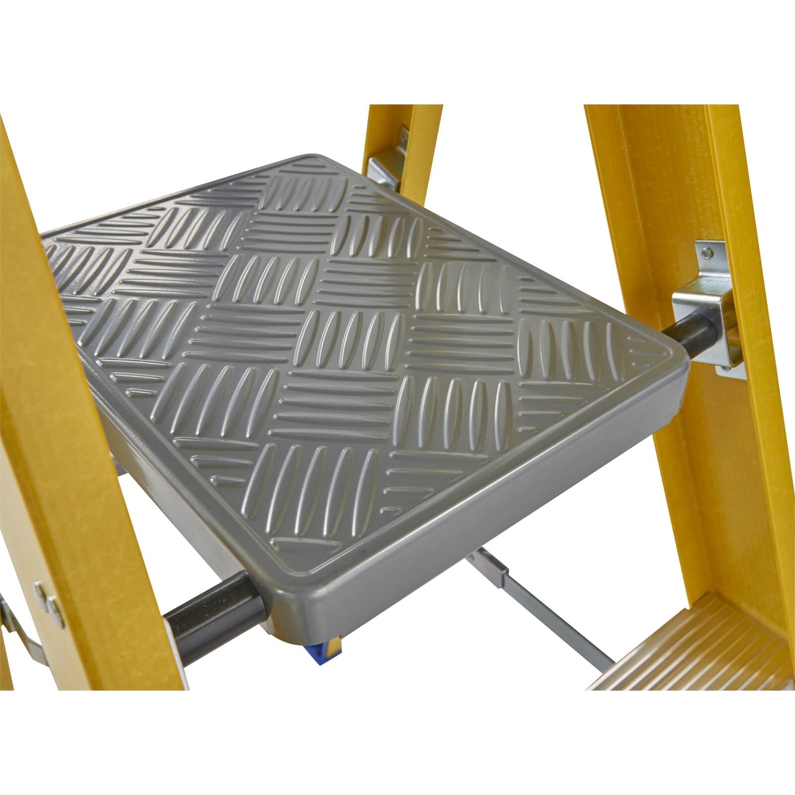 Werner Fibreglass Platform Step Ladder - 4 Tread