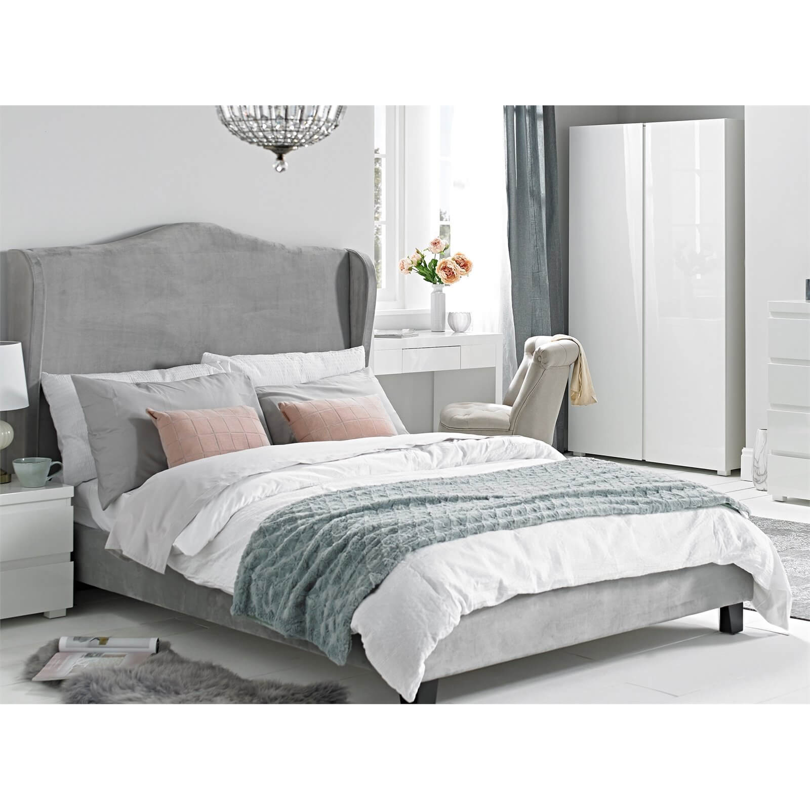 Chateaux Kingsize Bed - Silver