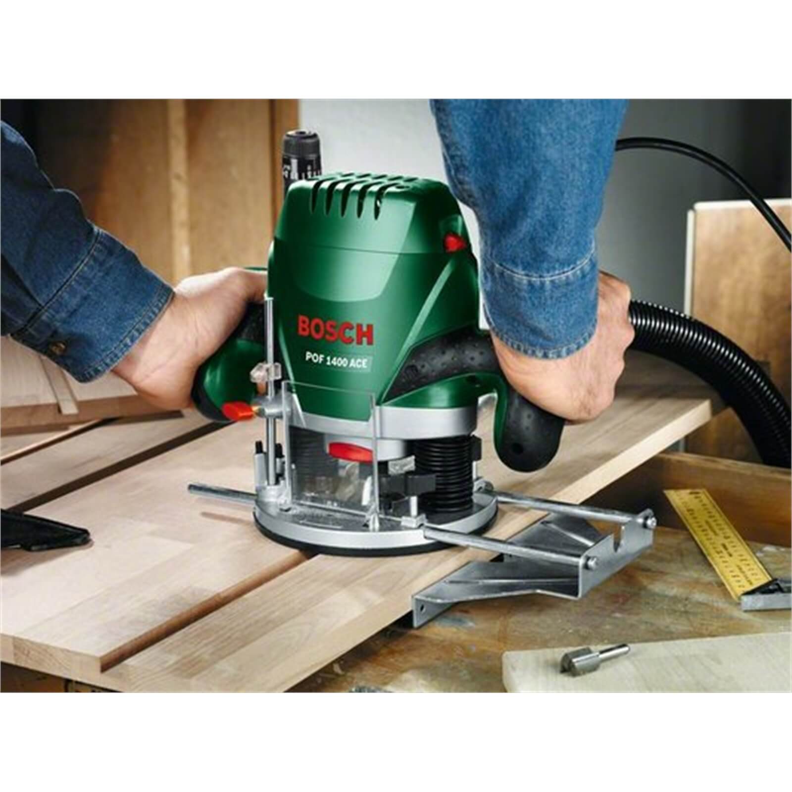 Bosch POF 1400 Corded Router